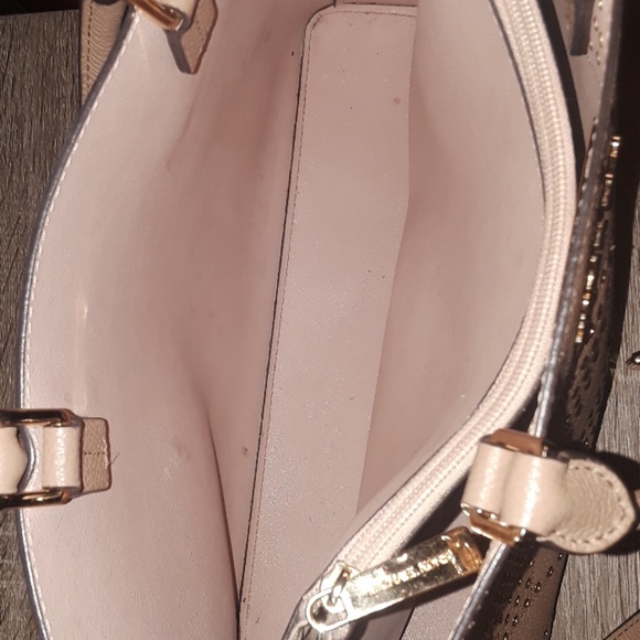 Michael Kors Crossbody - Picture 3 of 7